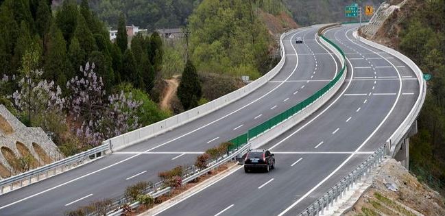 受強降雨影響，河南境內(nèi)25條高速公路31個路段封閉